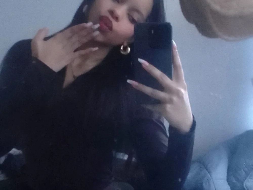 karina___Fissher: συνομιλία ΧΧΧ εκτός σύνδεσης