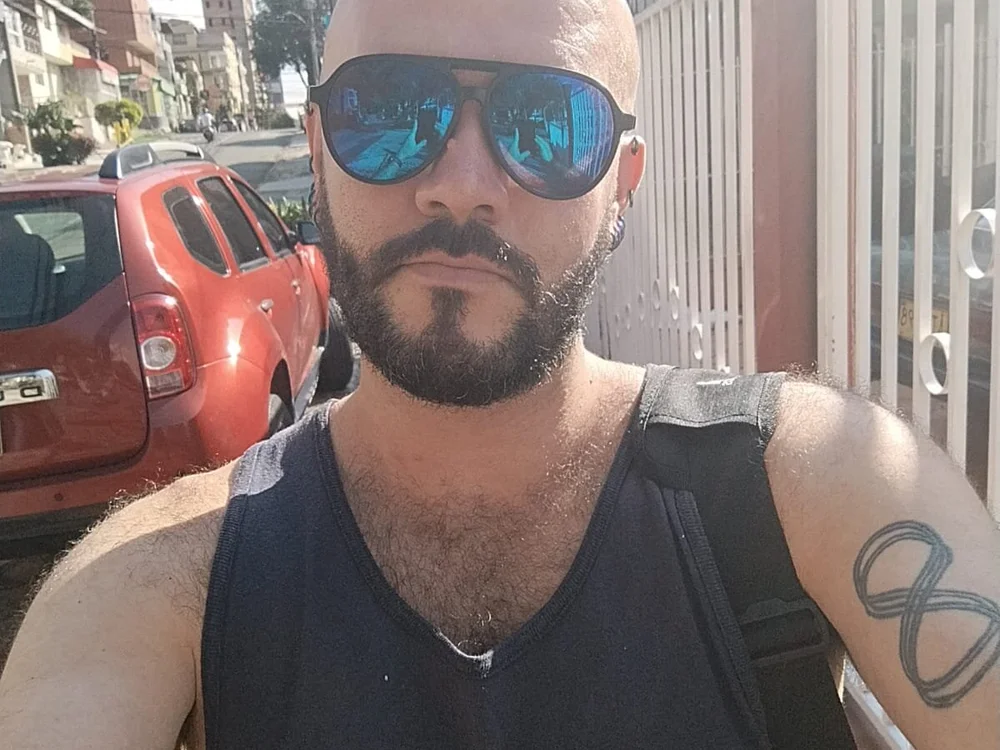 Stallion_Mendez offline chatrum