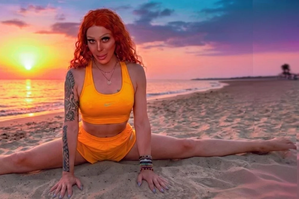 Chatroom XXX hors ligne de Leela_Cherry