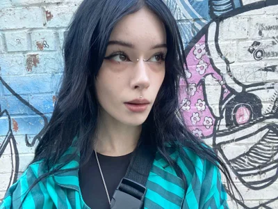 Honey_Mollyy - Girl 