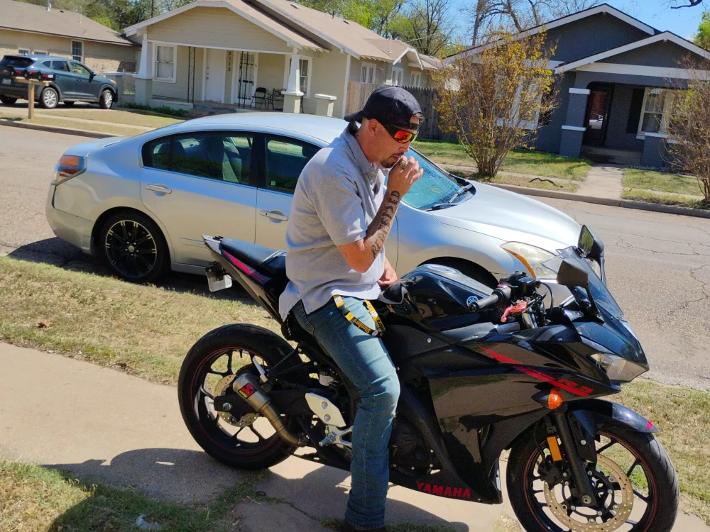badassbikerdude offline chatrum
