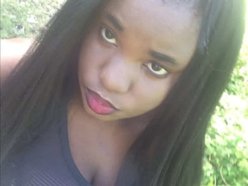 -Faithfullyyours-'s Offline XXX Chat
