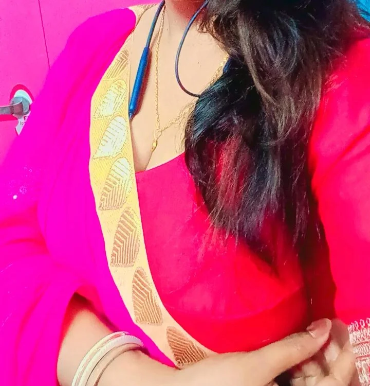 Hot_ri_ya69 অফলাইন XXX চ্যাট