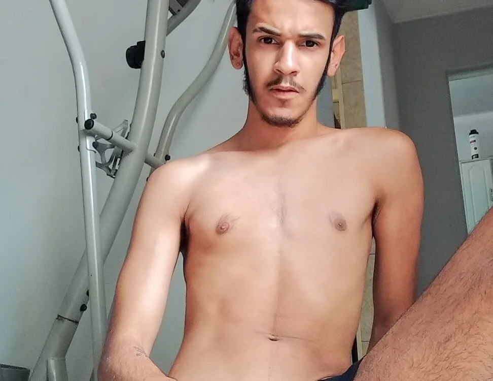 rafaelmaduro's Offline XXX Chat
