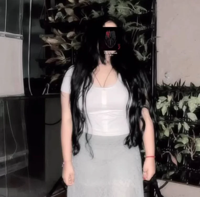 Akanshaa__19's Offline XXX Chat
