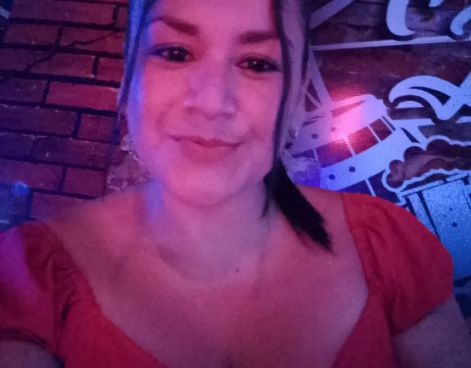 smallnaticha30's Offline Chat Room