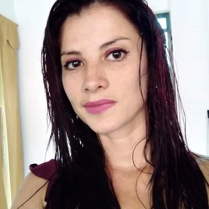 Aliiz_01 Chat XXX Ngoại tuyến