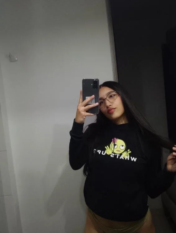 scarlette_Lee's Offline XXX Chat