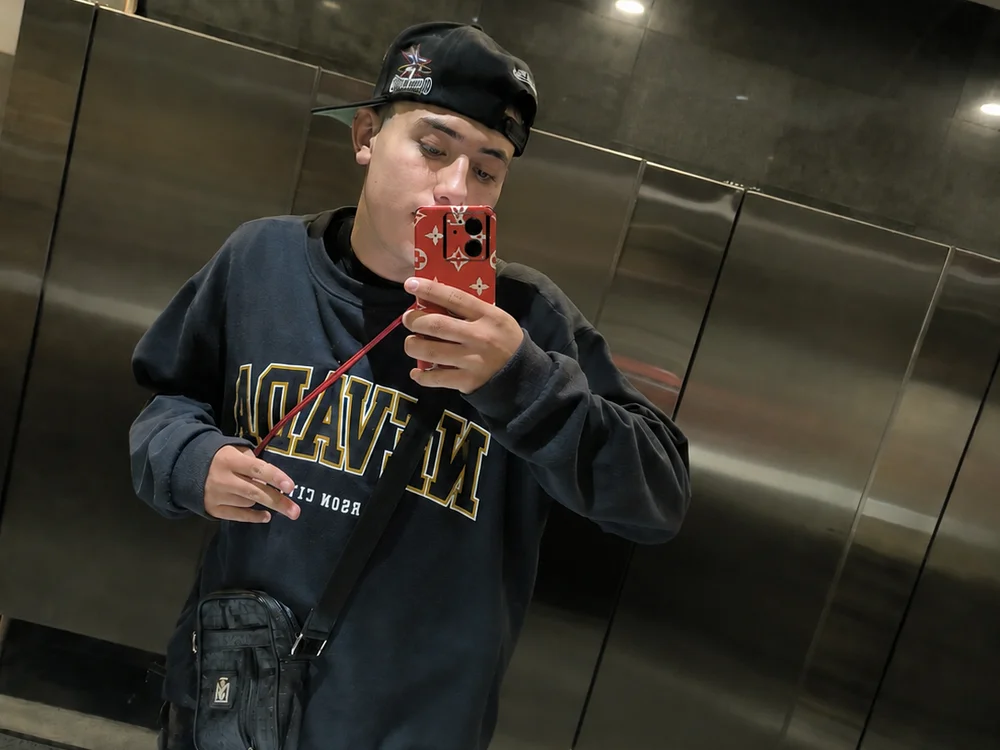 Thiagoo_Vega Chat XXX offline