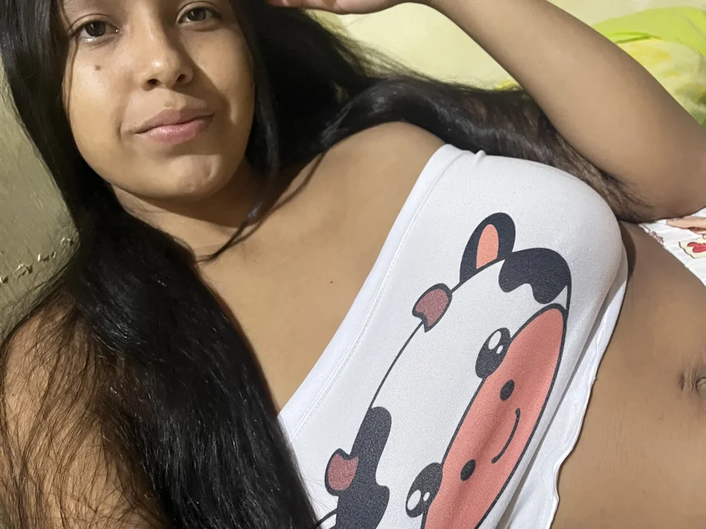 elimar_mai's Offline XXX Chat