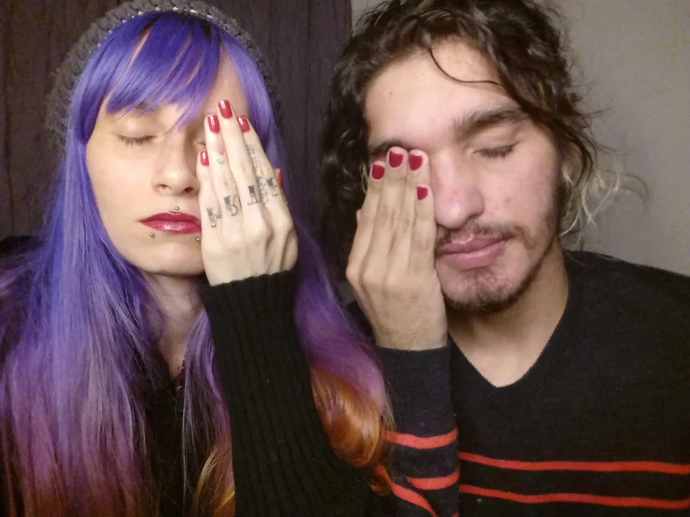 Daisyelobinhox2 offline chatrum