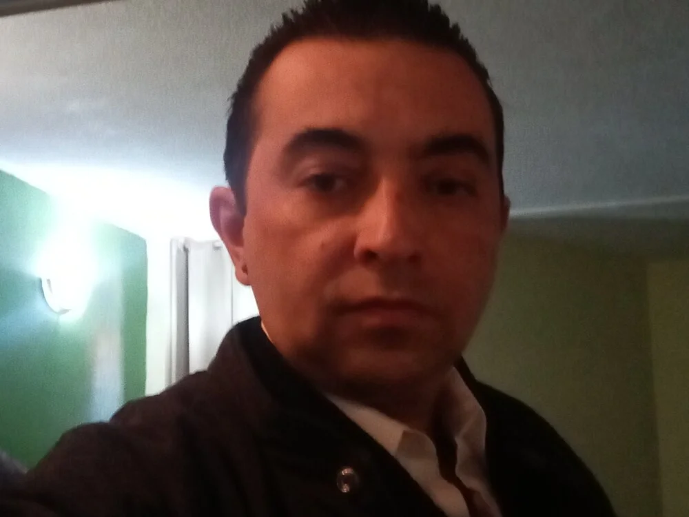 Mansex73 Offline XXX-chat