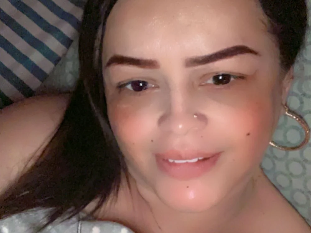 Samira_1980's Offline Chat Room