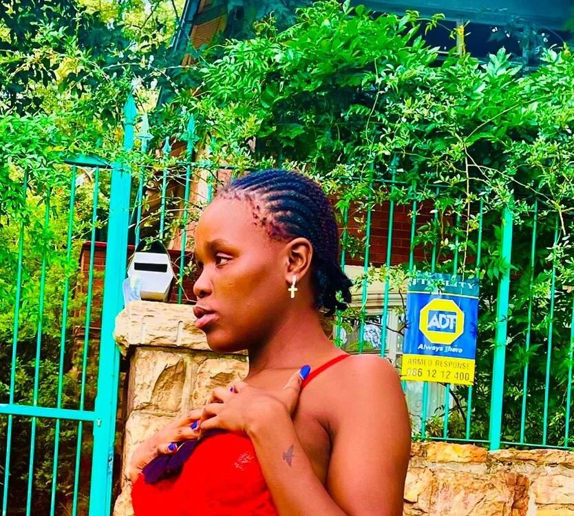 Royal-Ebony's Offline XXX Chat