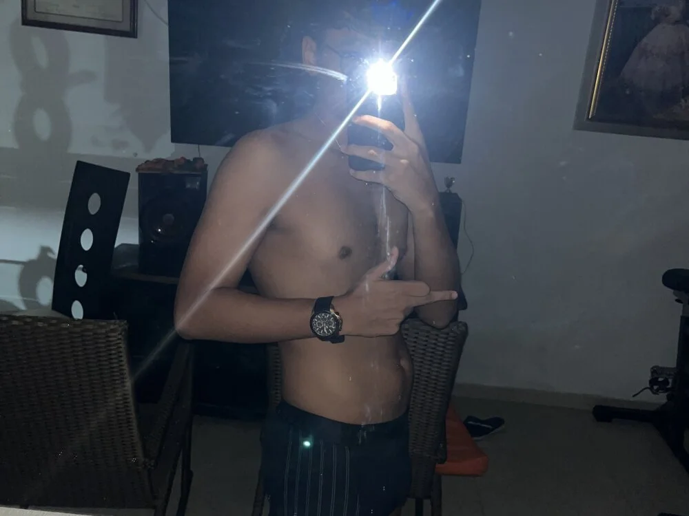 hcervant70 Offline XXX Chat