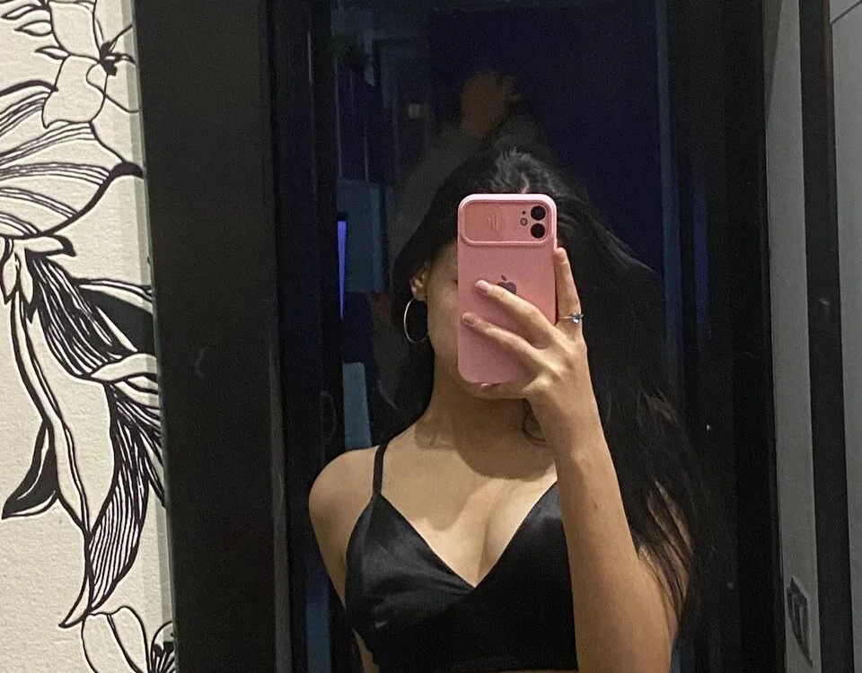 Betsi_Wow's Offline XXX Chat