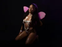 SusiMaison's webcam live show