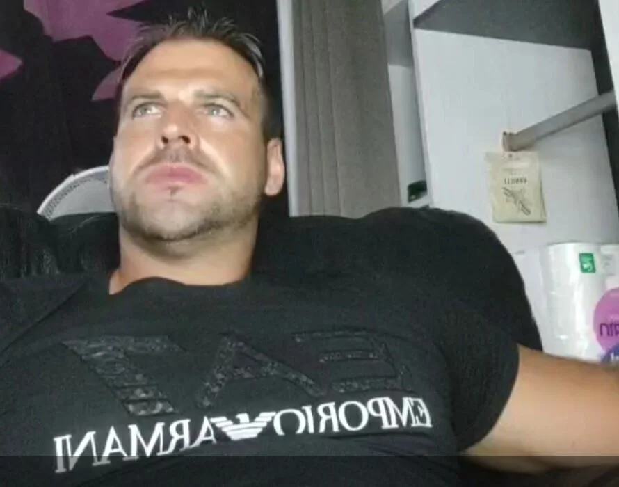 XxBigboybandxX's Offline XXX Chat