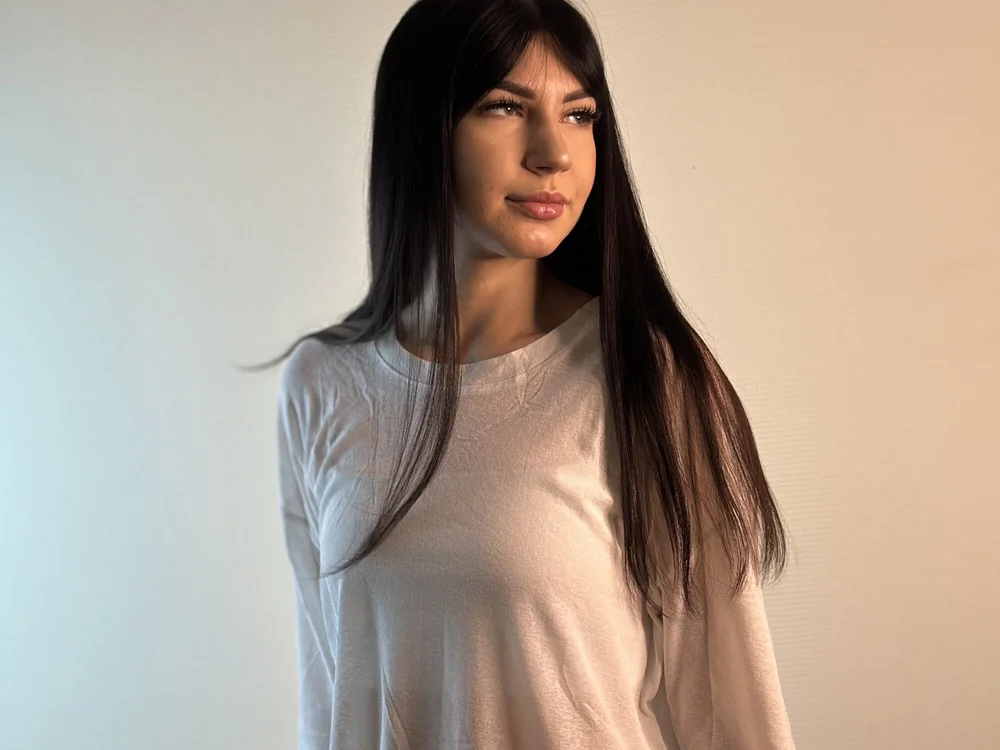 TemikaSchmith's Offline Chat Room
