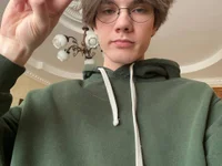 Модель callmenineoneseven