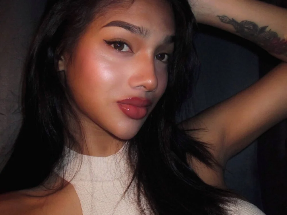 itsmekarinaaa Offline XXX-chat