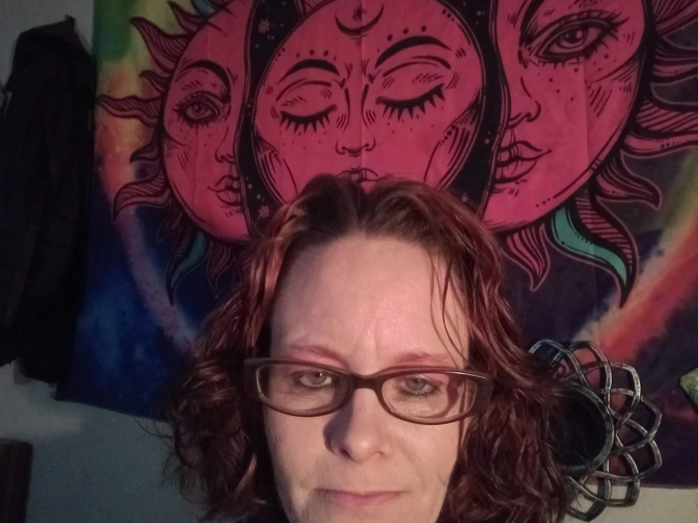 SerenaF1980's Offline Chat Room
