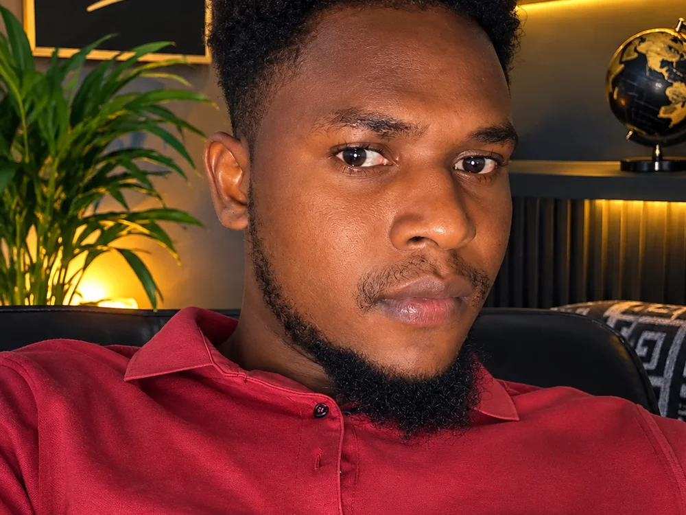 Josh098000's Offline Chat Room