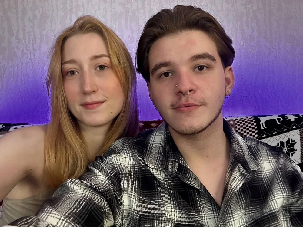 go_boy_click's Offline Chat Room