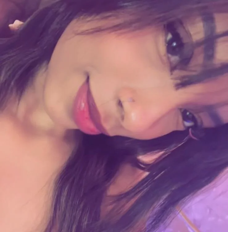 AneeRose_'s Offline XXX Chat