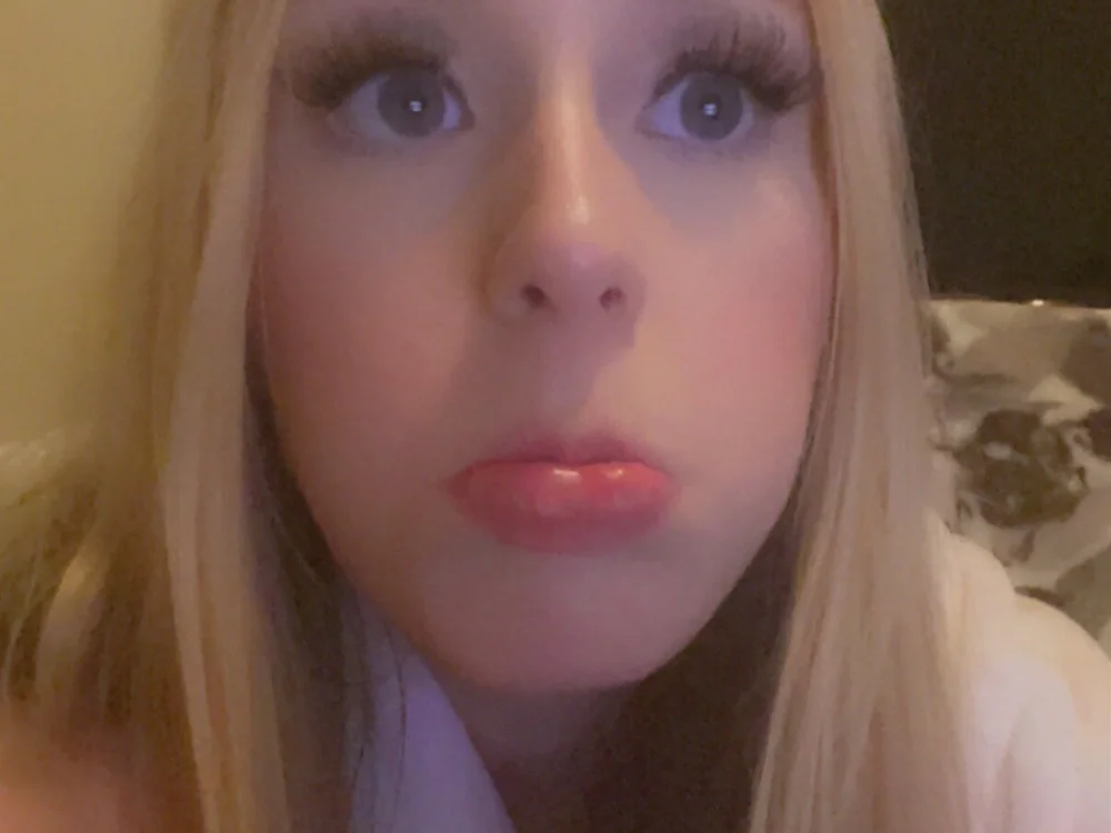 Offline chatovací místnost katievalentine