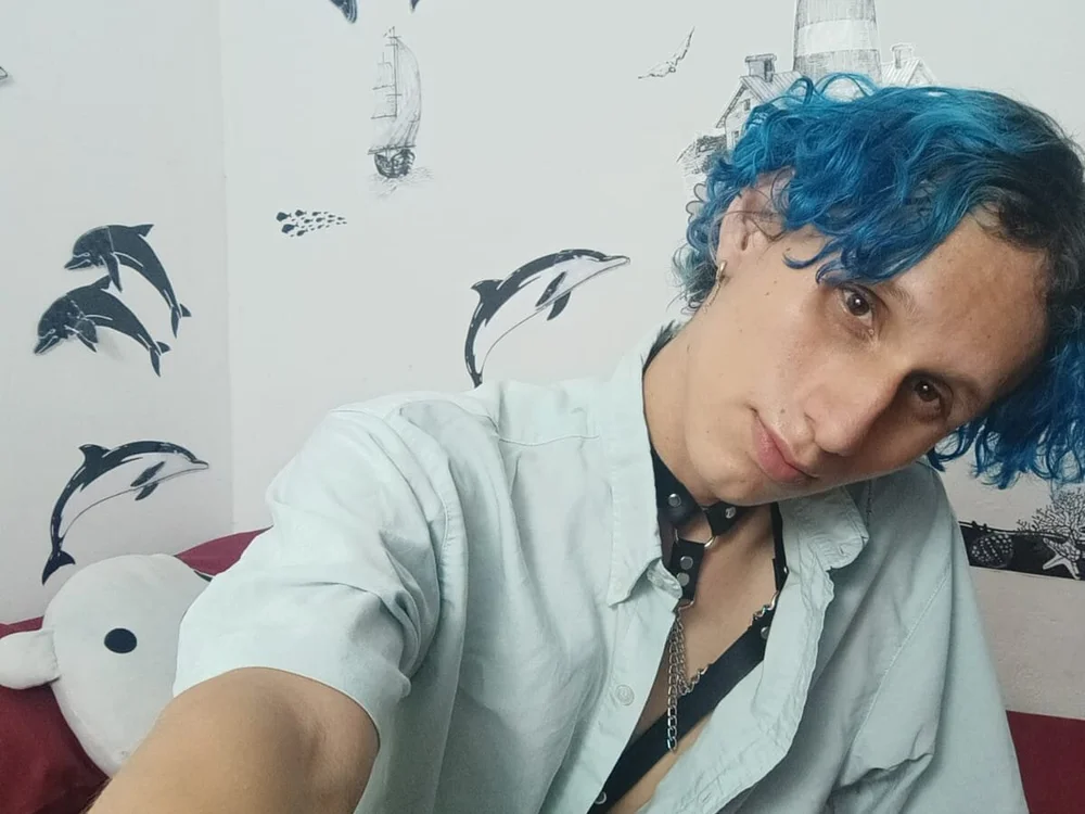 lil_slut_dani's Offline XXX Chat