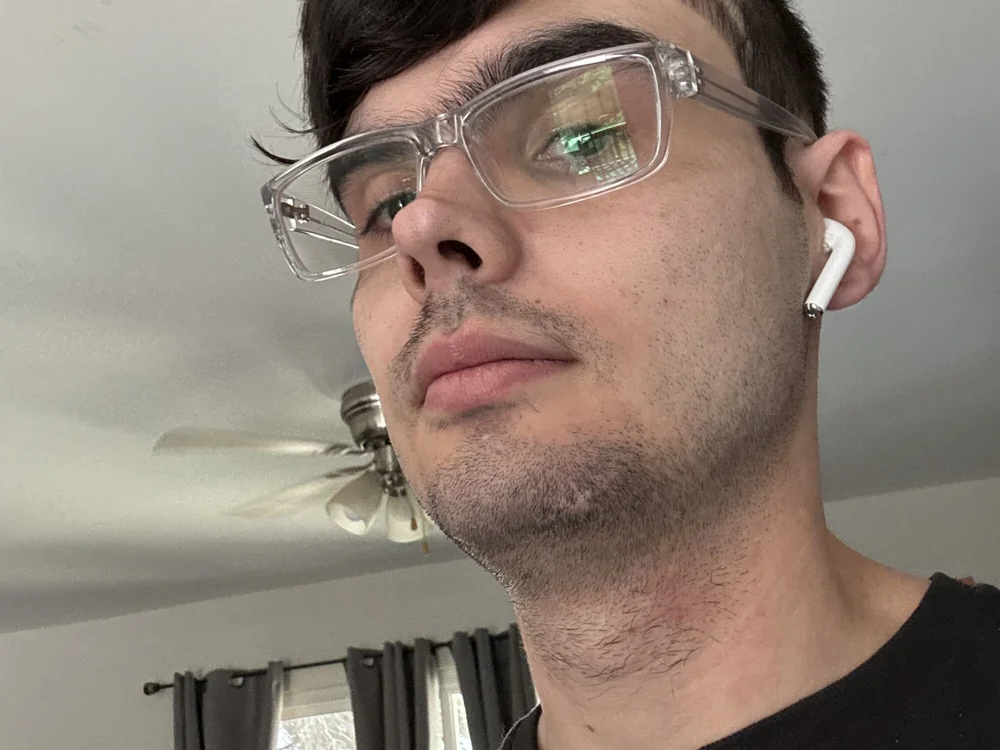 Bugbiy97's Offline Chat Room