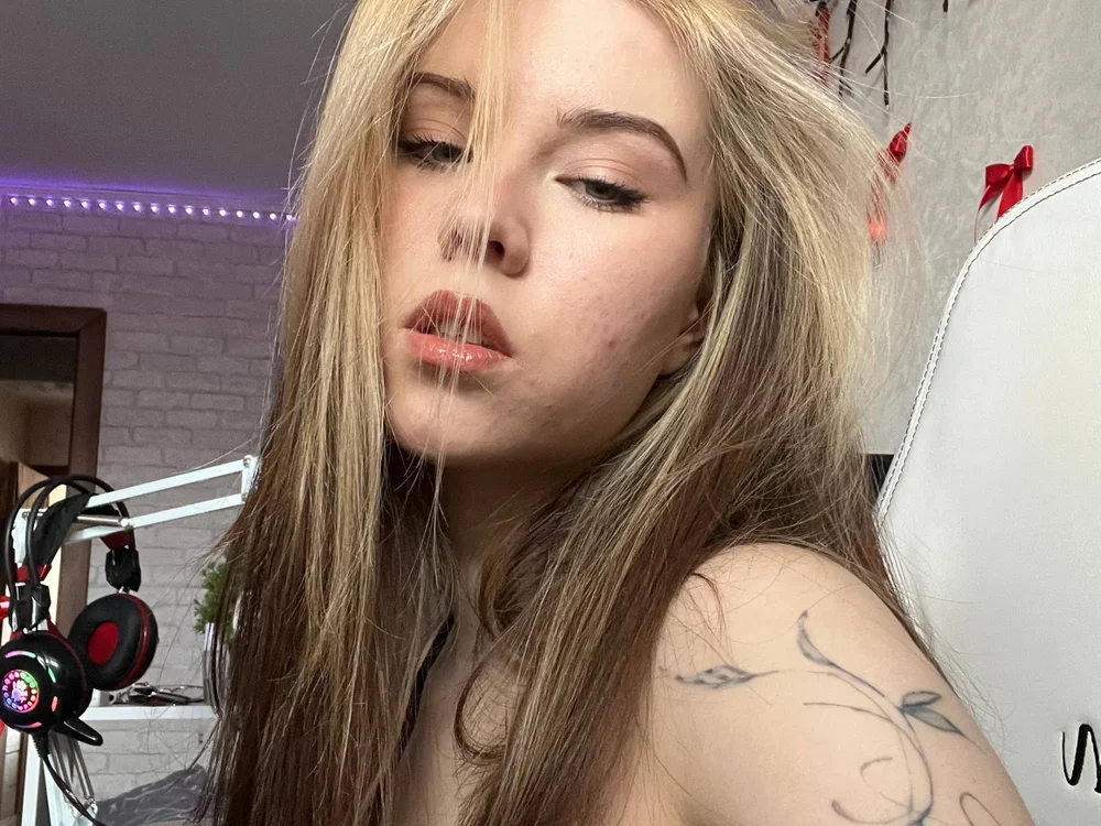 ShaniceYaden offline XXX-chat
