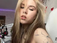 ShaniceYaden's webcam live show