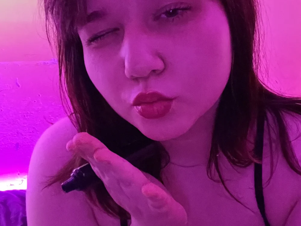 แชท XXX ออฟไลน์ของ TheOnlyBliss