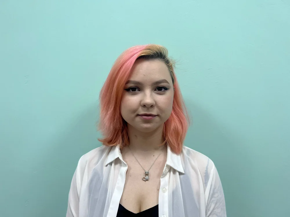 LoisBenthall's Offline Chat Room