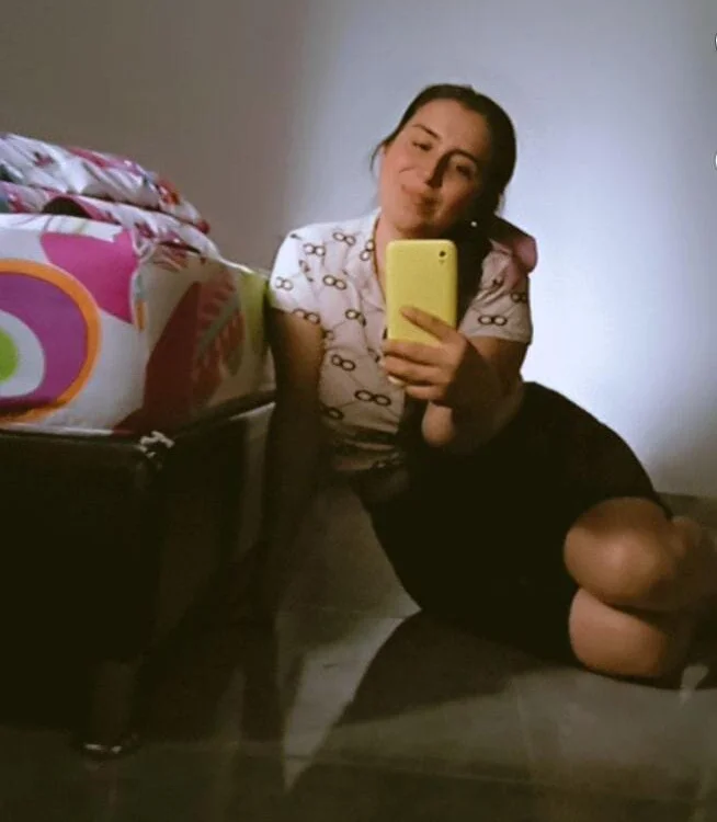 lara_prg offline chatrum