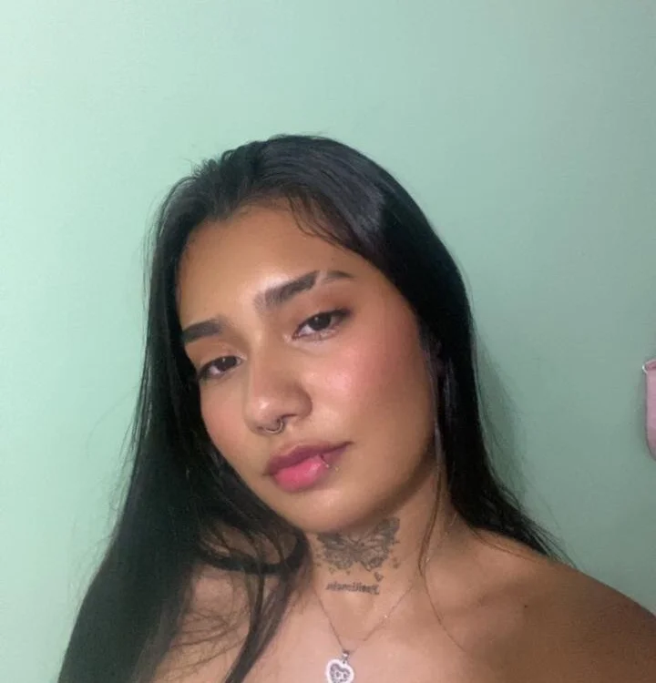 AshlieRobertsのオフラインXXXチャット