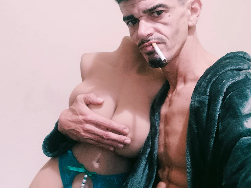 PeaCocke