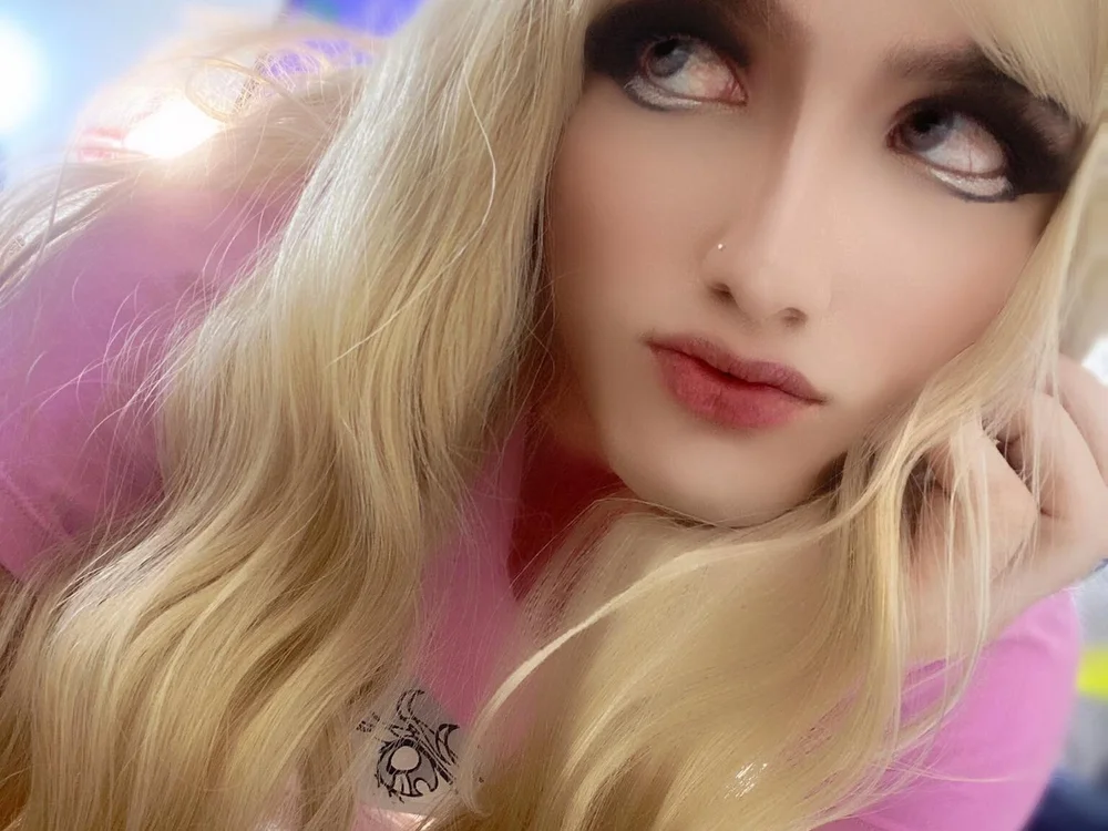 Offline chatovací místnost Miahpatersonx