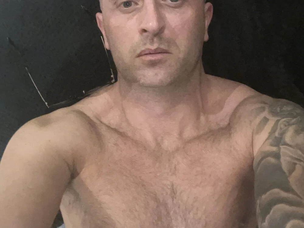 Stefanfreil Offline XXX-Chat