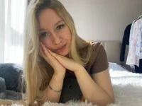 BrightWhisper Adlı Modelin Canlı XXX Sohbeti