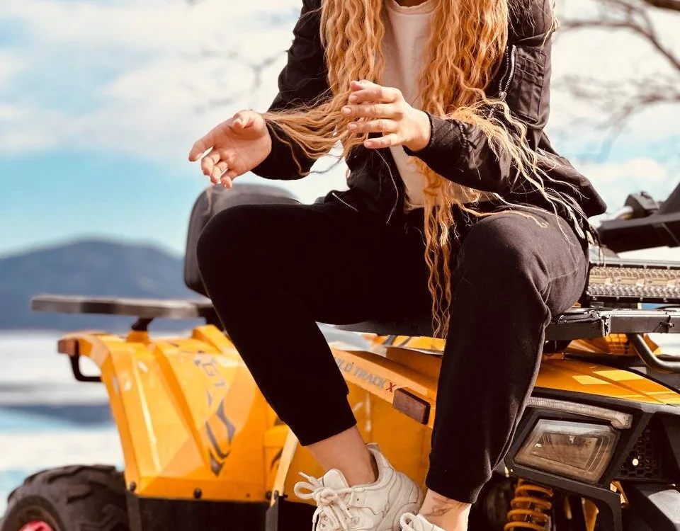 YvonneStrause's Offline XXX Chat