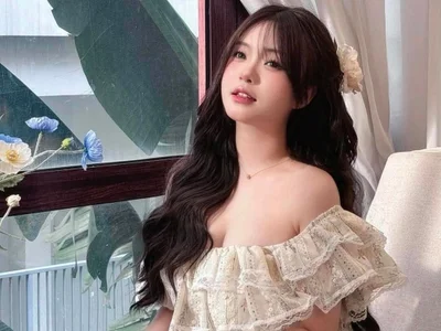 Mimy-hot Female Romanticasian XXX Cam