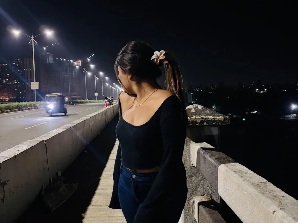 Mohini_Singh_'s Offline Chat Room