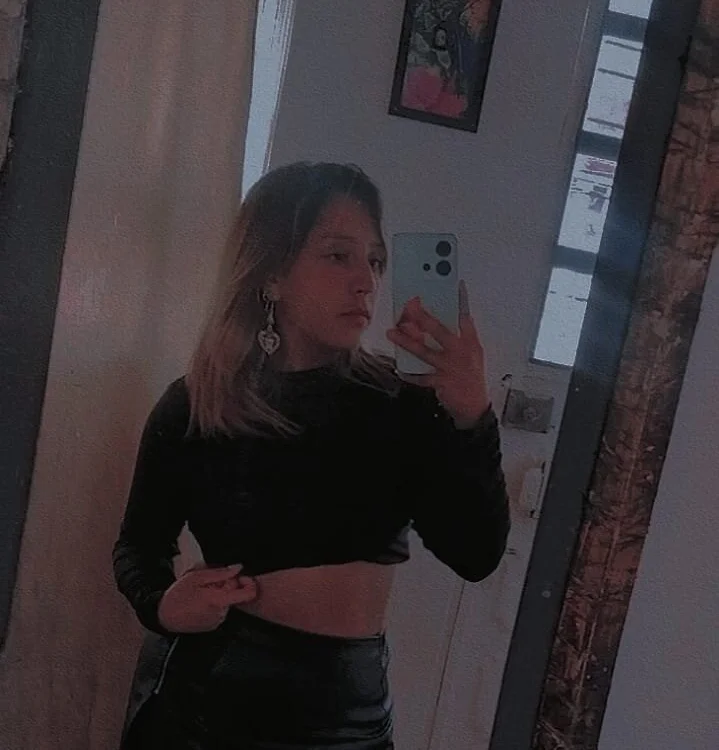 Evy_Queenhh offline chatrum