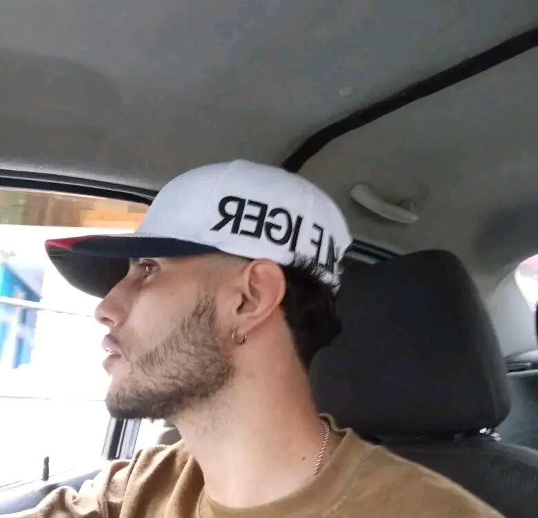Offline XXX chat alexxtre