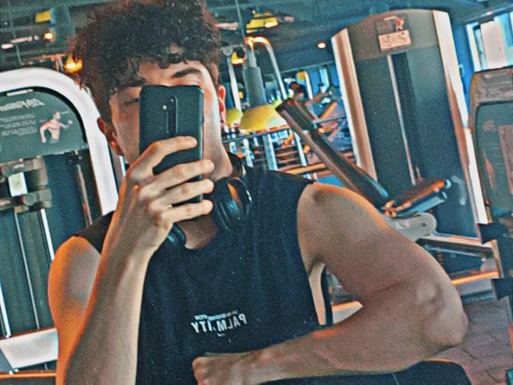 دردشة oguzhanatss الجنسية دون اتصال