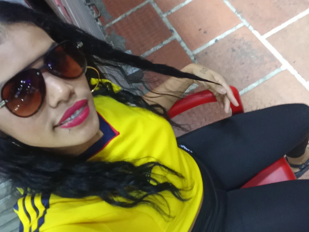 bella_floruila offline chatrum