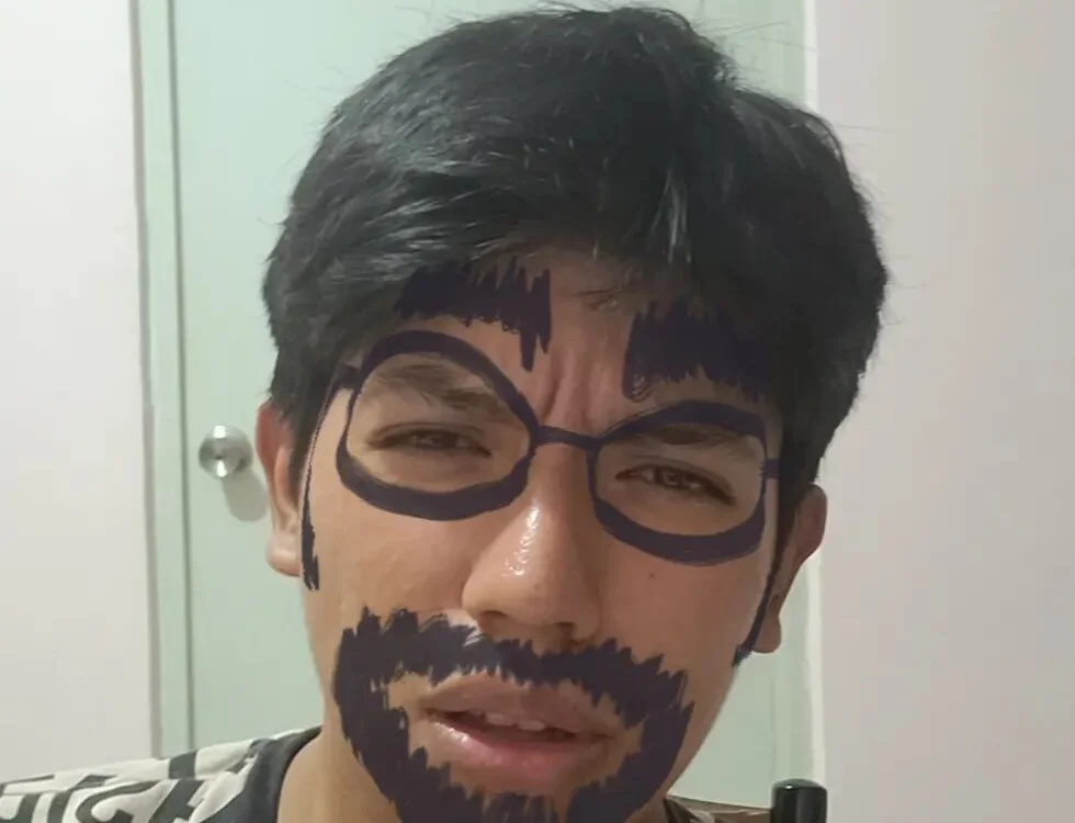 Офлайн-чат XXX TrisAlex25